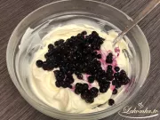 Mascarpone-Dessert mit Blaubeeren