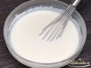 Cremiger Pudding mit Pfirsich