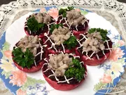 Salat „Unter einem Pelzmantel“ portioniert
