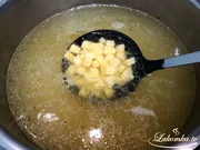 Hühnersuppe mit Knödeln