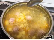 Kartoffelsuppe mit Fleischbällchen