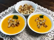 Kürbissuppe mit Croutons