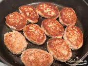 Hackfleischkoteletts mit Kartoffeln