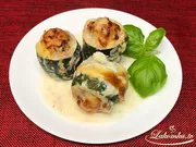 Gefüllte Zucchini