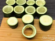Gefüllte Zucchini