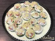 Gefüllte Zucchini