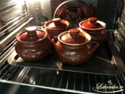 Kartoffel-Babka in einem Topf
