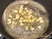 Garnelennudeln in cremiger Käsesauce