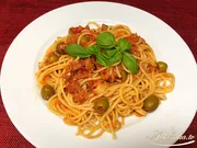 Pasta mit Thunfisch und Tomaten