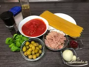 Pasta mit Thunfisch und Tomaten