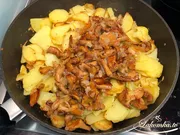 Bratkartoffeln mit Pfifferlingen