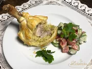 Hähnchenschenkel in einer Tüte