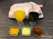 Festliche Ente mit Äpfeln und Orangensauce