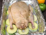 Festliche Ente mit Äpfeln und Orangensauce