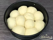 Knoblauch-Pampushki für Borschtsch
