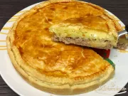 Blätterteigkuchen mit Fischkonserven
