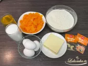 Kuchen mit Mandarinen aus der Dose