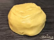 Geriebener Shortbread-Kuchen mit Marmelade